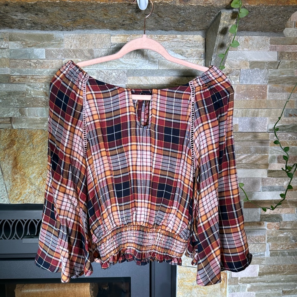 NWOT Cute Plaid Off the Shoulder Top with Long Flowy Sleeves